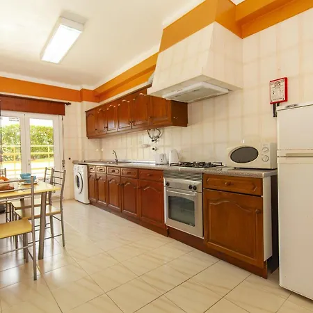 A10 - Silence Ground-floor And Pool Lejlighed *